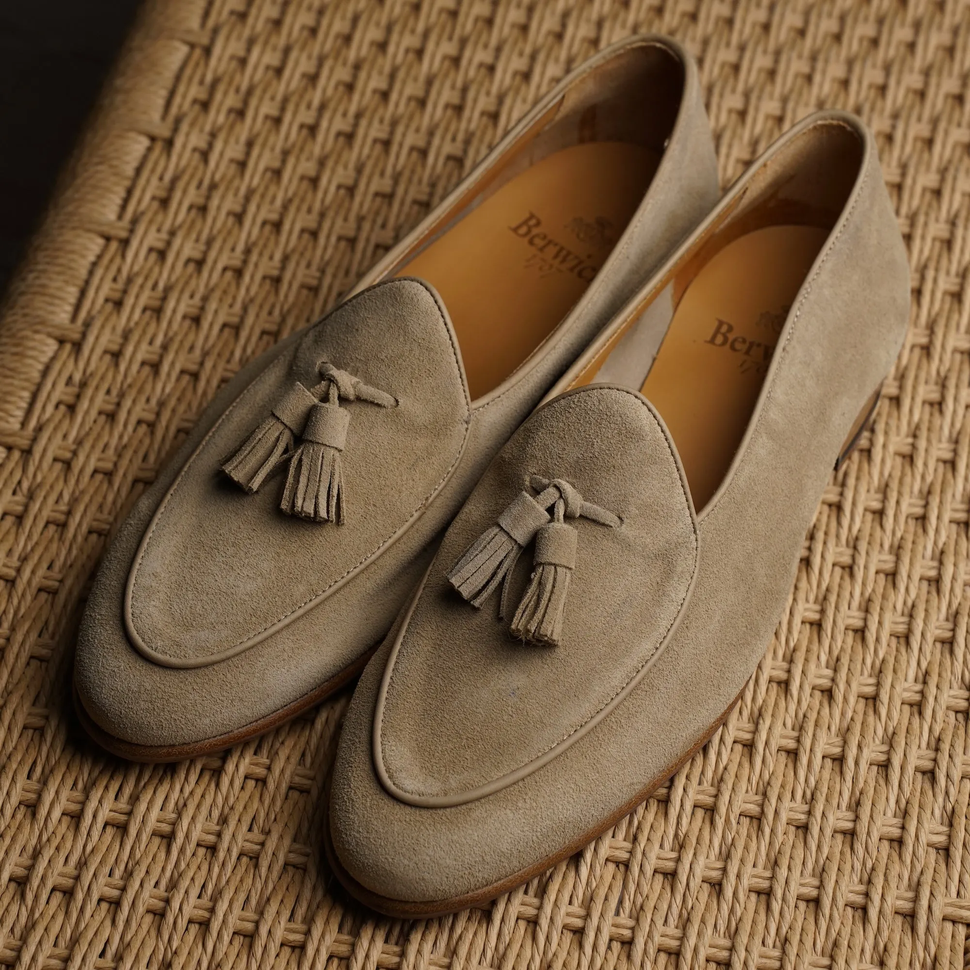 Belgian Tassel Loafer - Beige Suede