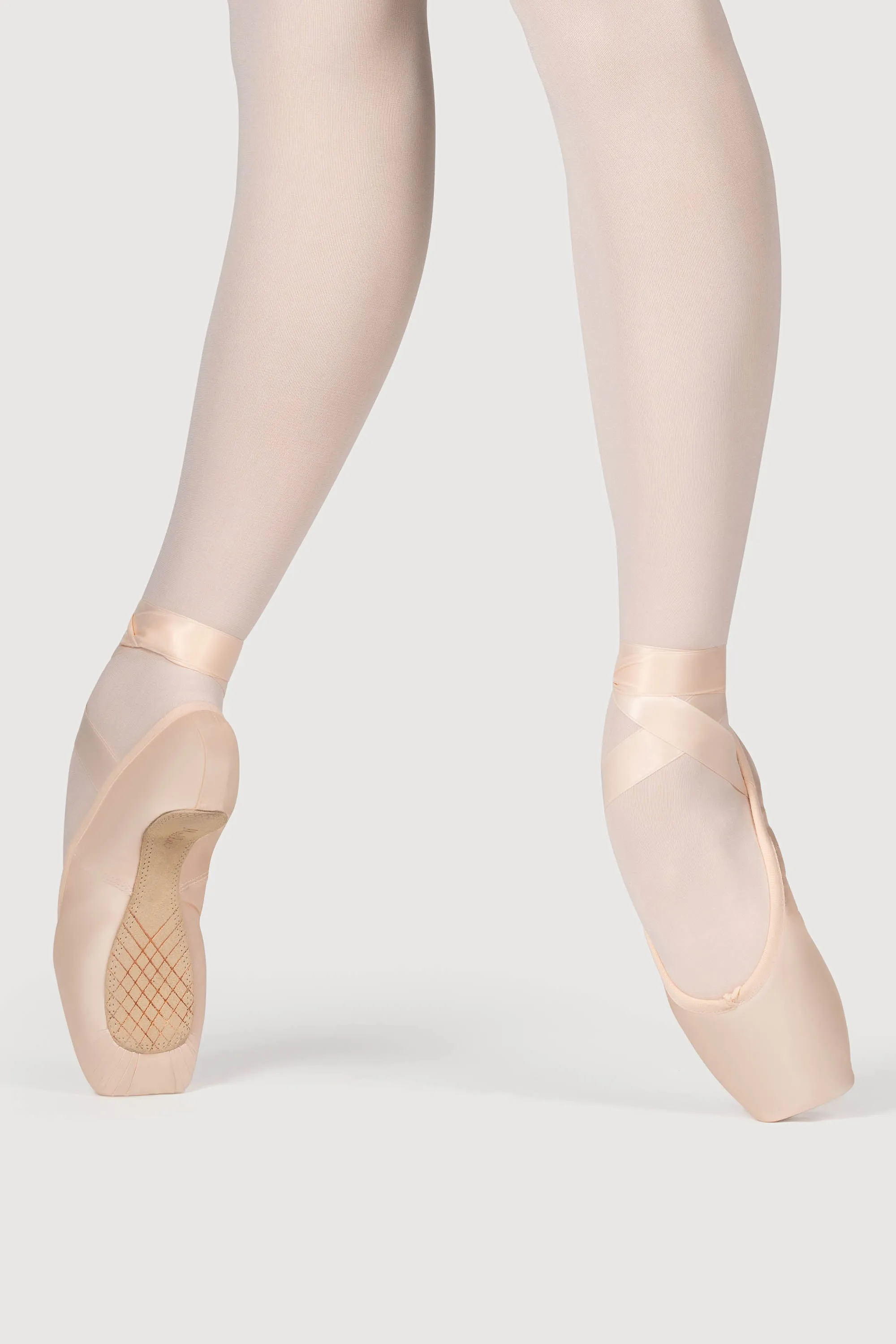 SM141 - Mirella Whisper Matte Pointe Shoe